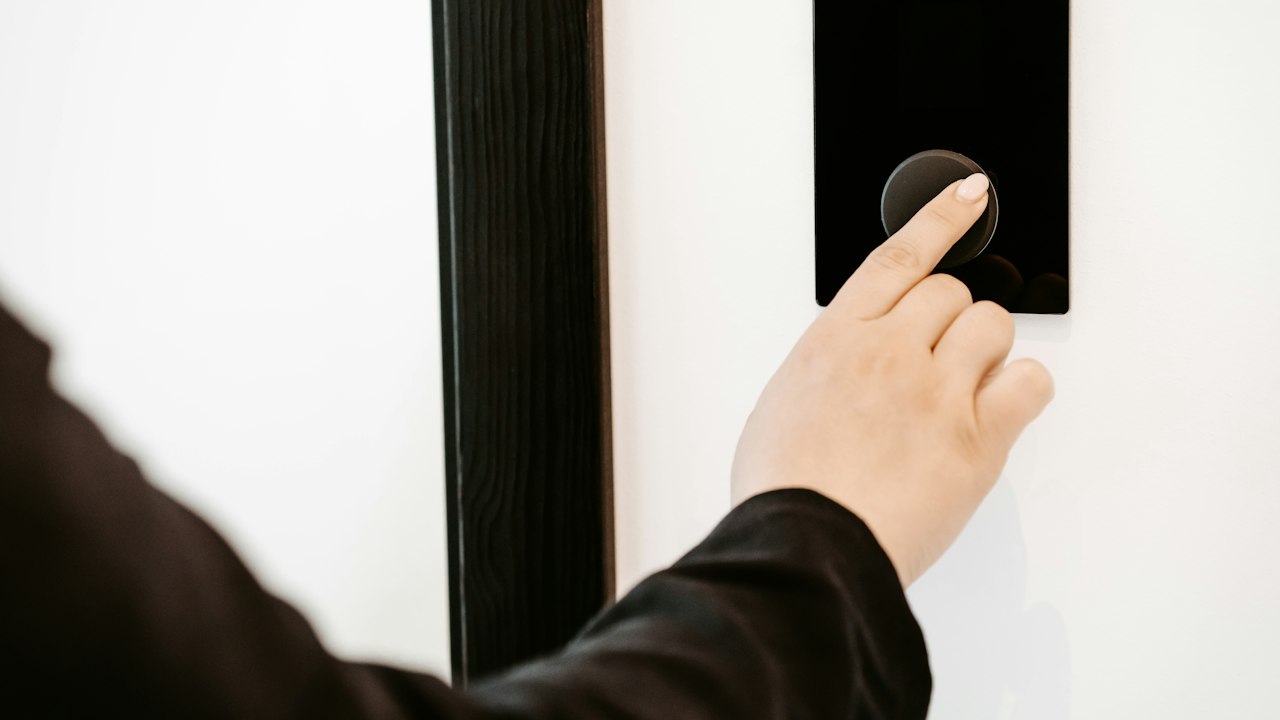 Access Control & Attendance, illustrative image
